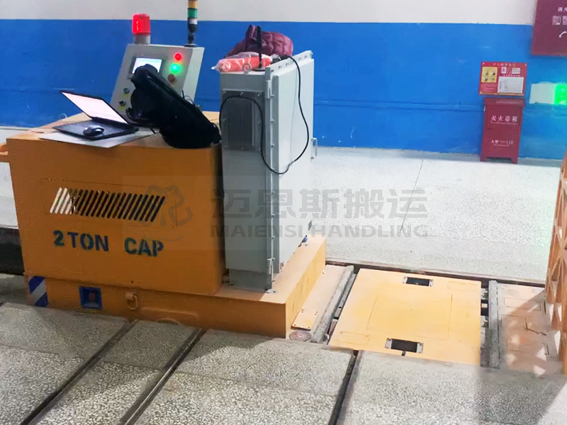某化纤厂RGV自动化轨道车使用现场
